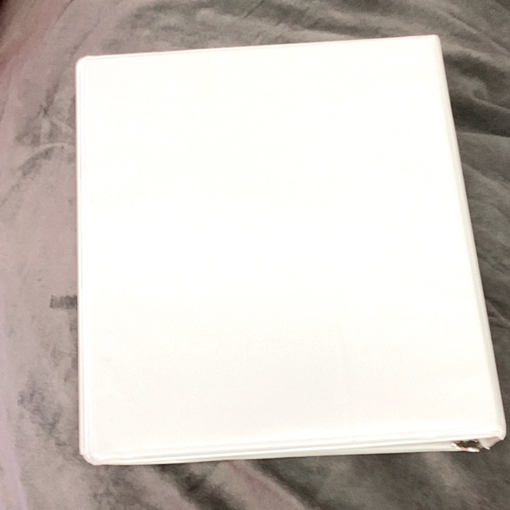 Sturdy d ring binder